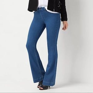 Laurie Felt - Poshmark